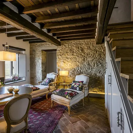 Vitigliano Relais & *